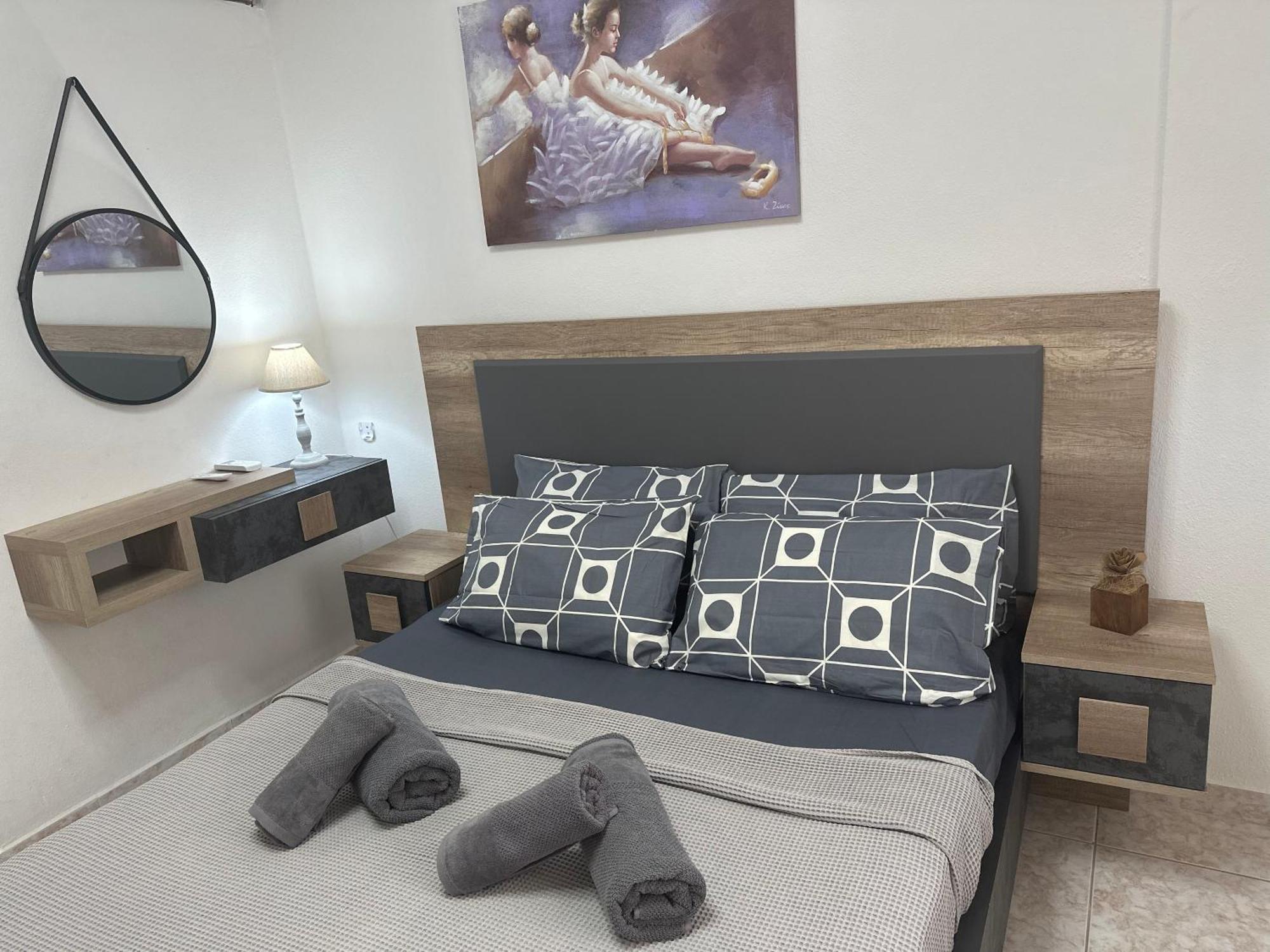 Meli Μaisonette Villa Pefkochori Bagian luar foto